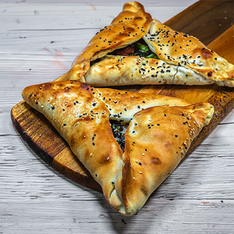 Cheese & Spinach Manouche